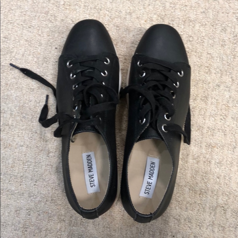 Steve Madden sneakers. Black. Never worn